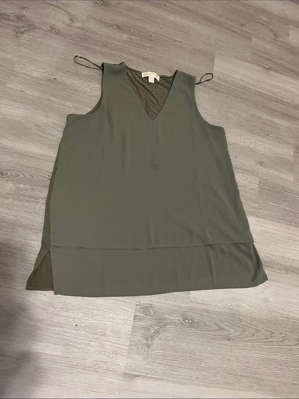 Relaxed V-Neck Sleeveless Tunic in Olive Green